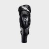 LEATT kolenné ortézy Knee Brace X-Frame Hybrid – čierna